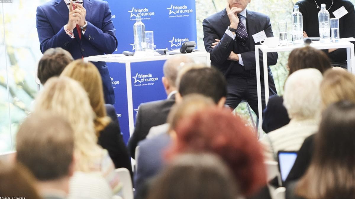 Delegación boliviana viaja a Europa para promover inversiones